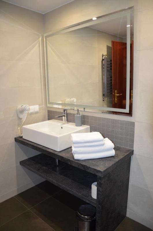 Superior Single Room image 3