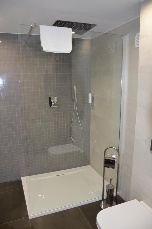 Superior Single Room image 2