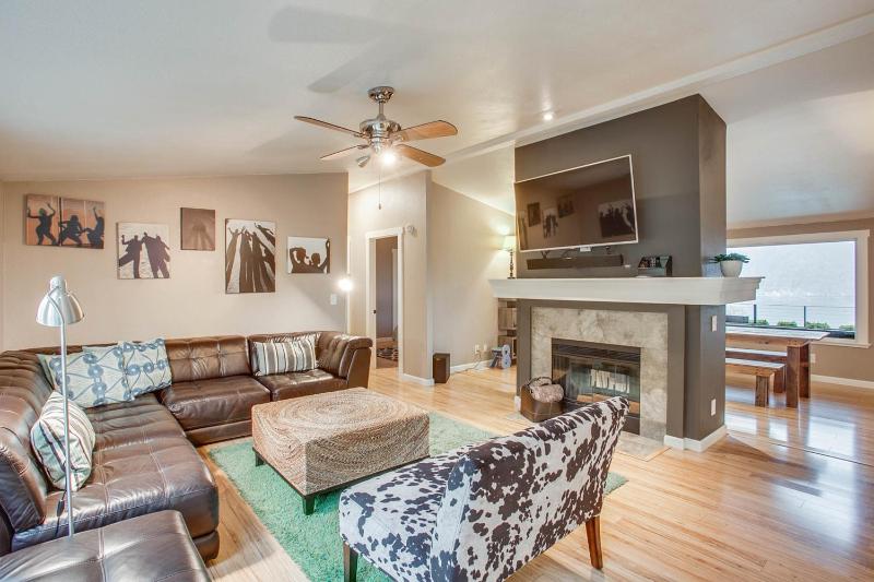 Three Bedroom House image 2