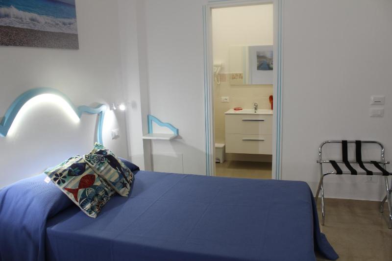 EXCLUSIVE HOME - image 17