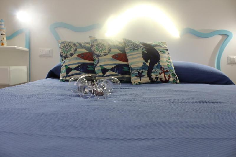 EXCLUSIVE HOME - image 16