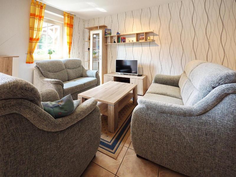 Three-Bedroom Apartment image 3