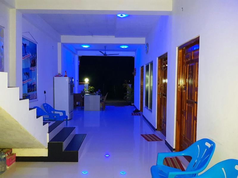 Hilton Cottage - image 36