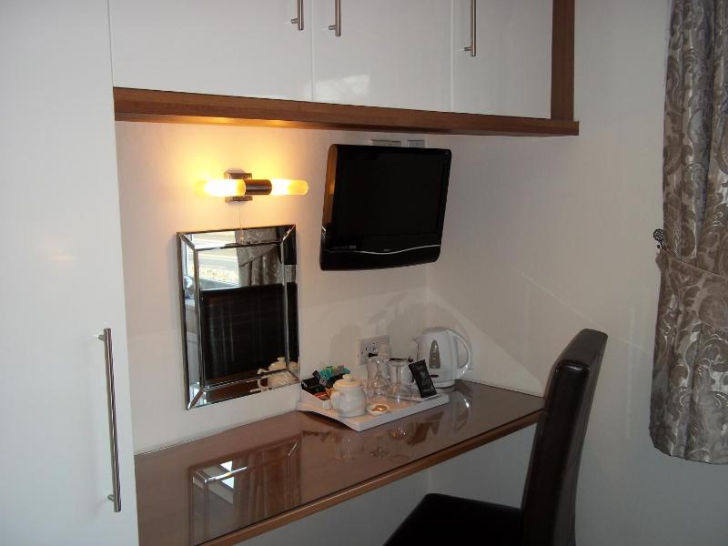 King Room image 2