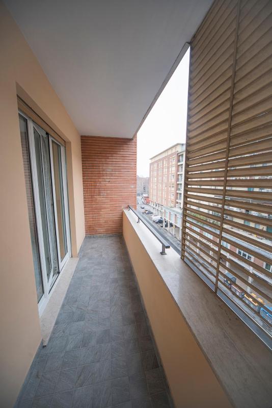 One-Bedroom Apartment image 3