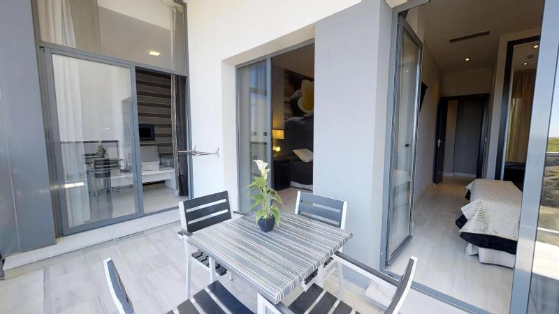 Two-Bedroom Apartment (5 Adults) image 2