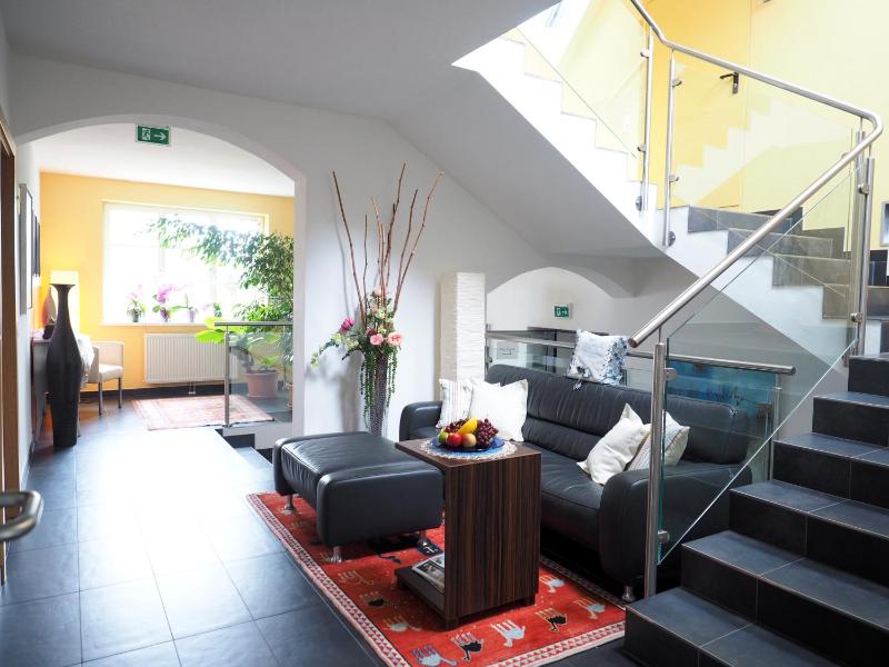 Deluxe Double Studio image 3