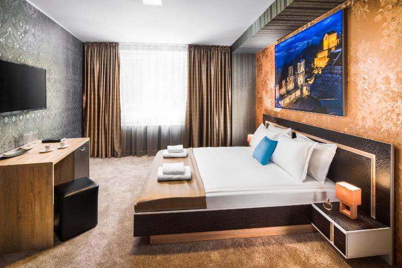 Central Point Boutique Hotel - image 12