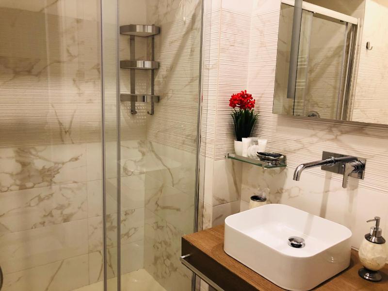 KAMBAL LUXURY SUITES - image 16