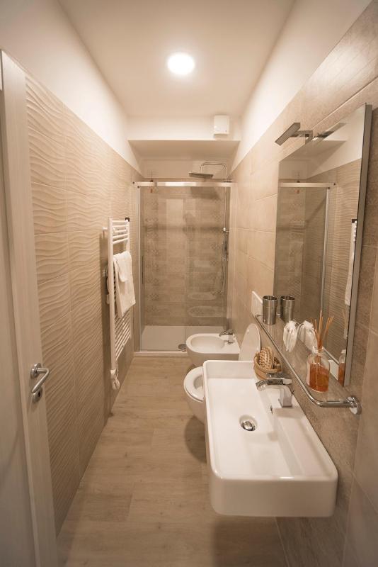 Studio Apartment image 4