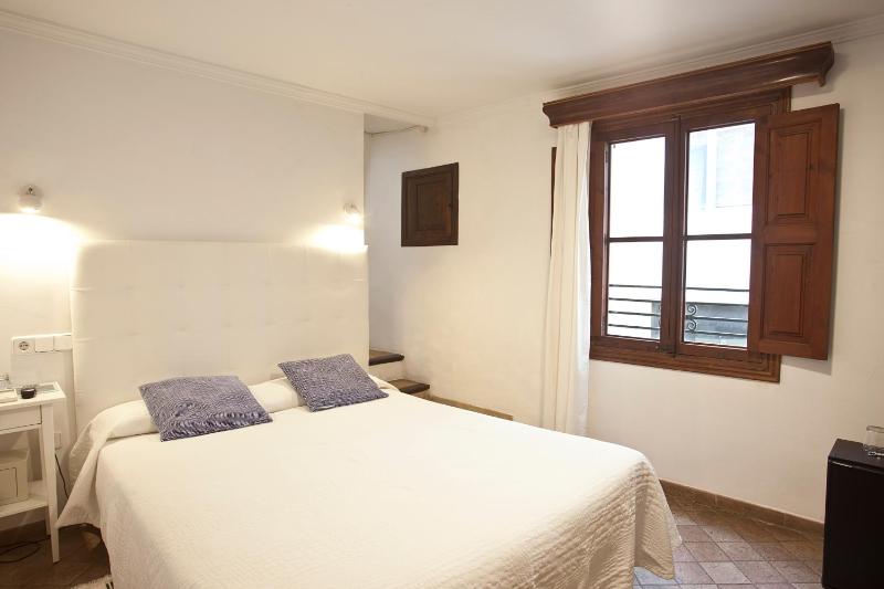 Double Room with Terrace image 2