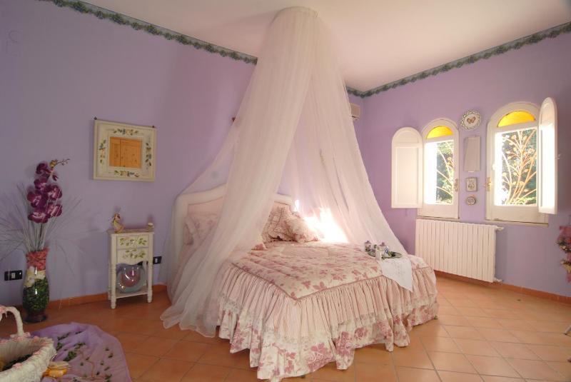 Triple Room image 2