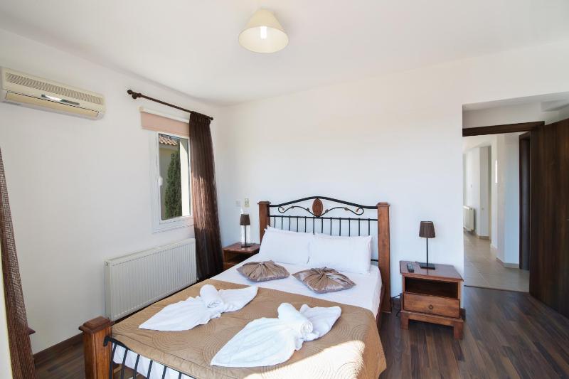 Nancy Villas - image 2
