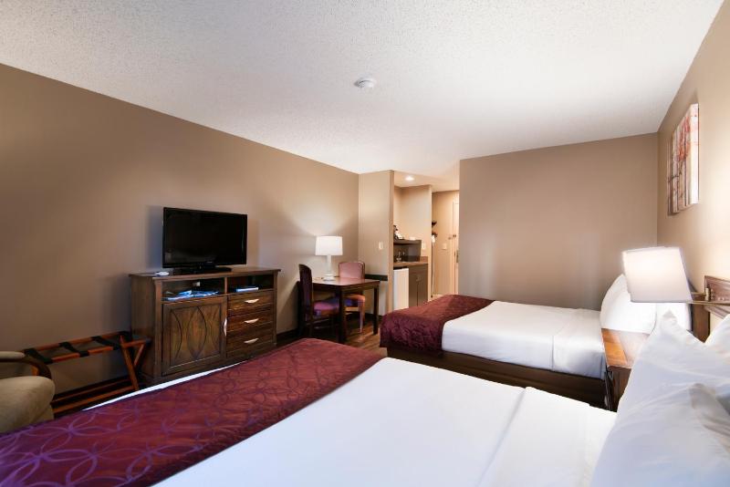 Standard Double Room image 3