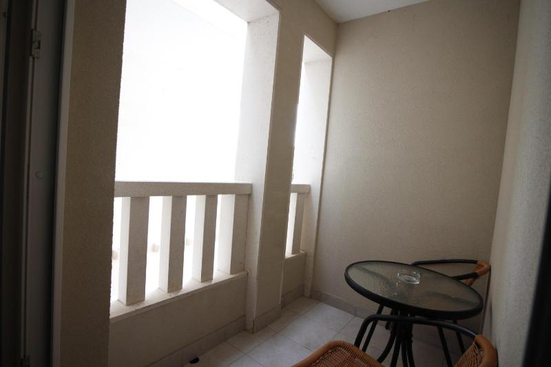 Small Double Room image 1