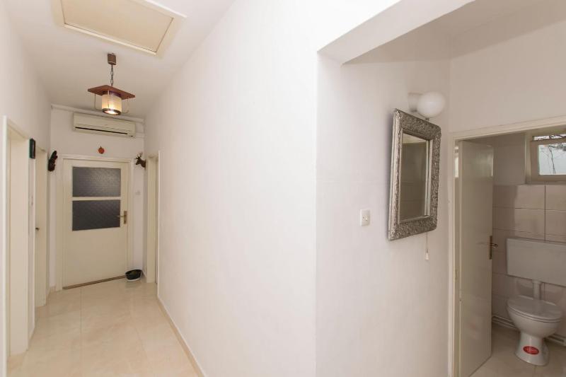 Apartments Miroslava - image 14