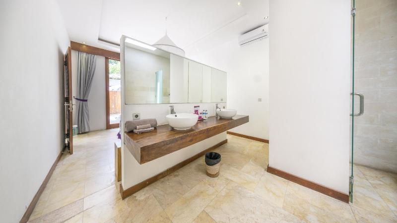 Anema Villa Seminyak - image 39