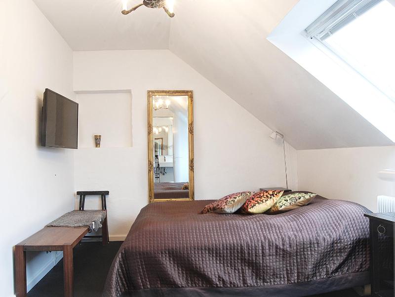 Superior Double Room image 1