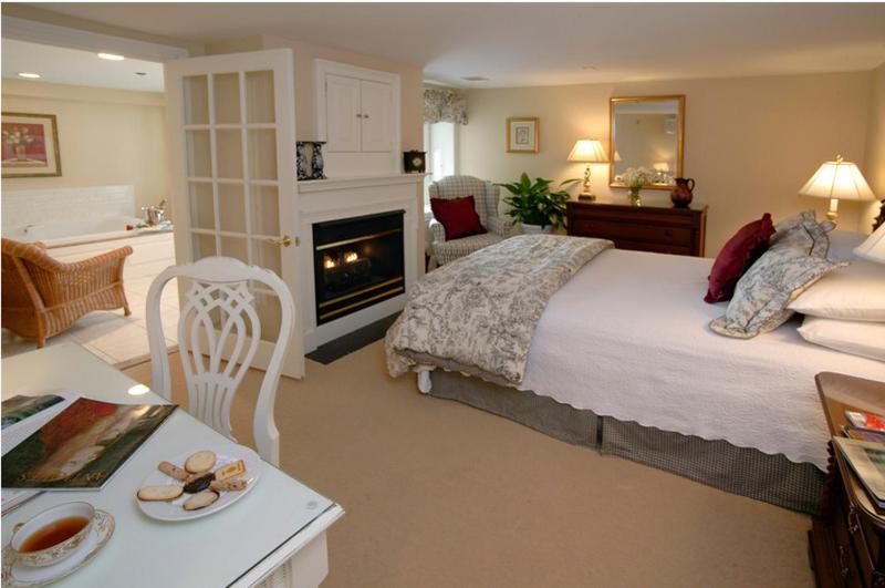 Queen Suite image 2