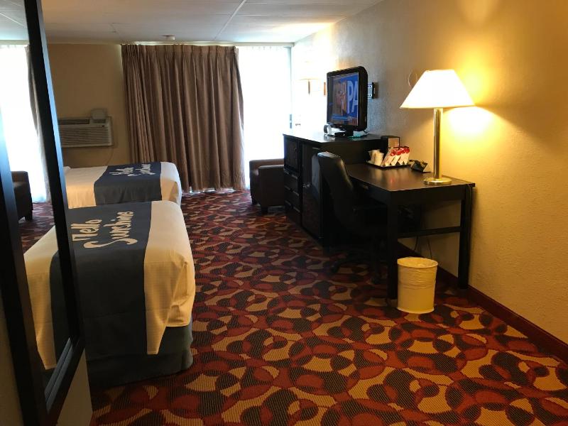 Double Room with Two Double Beds - Non-Smoking image 1