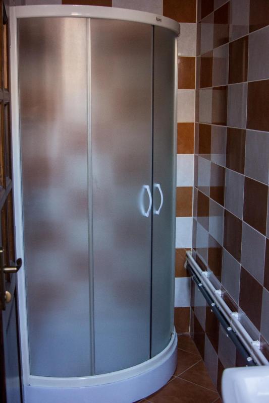 Triple Room with Bathroom image 4