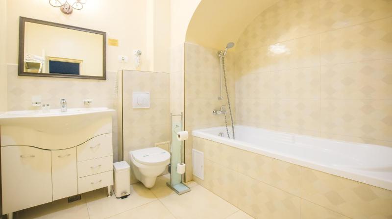 Superior Double Room image 4