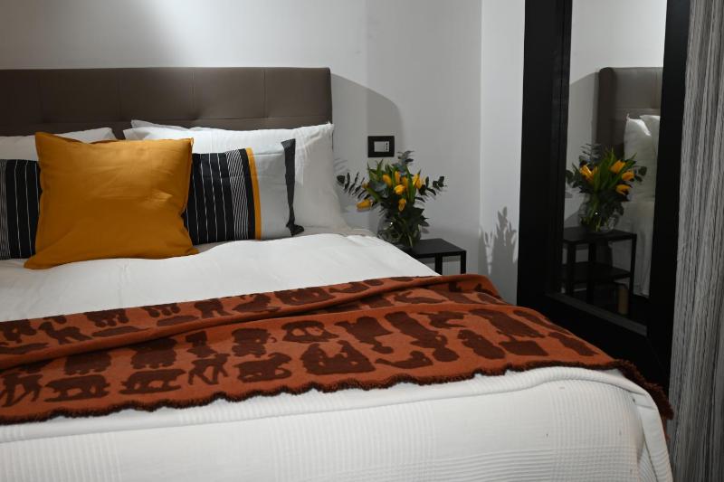 Double Room image 4