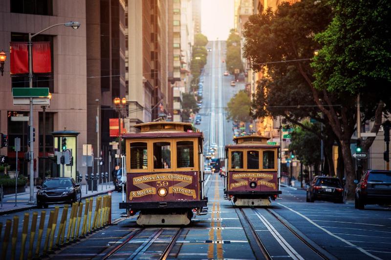 The Barnes San Francisco Tapestry Collection by Hilton - image 15