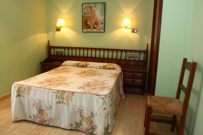 Double Room image 2