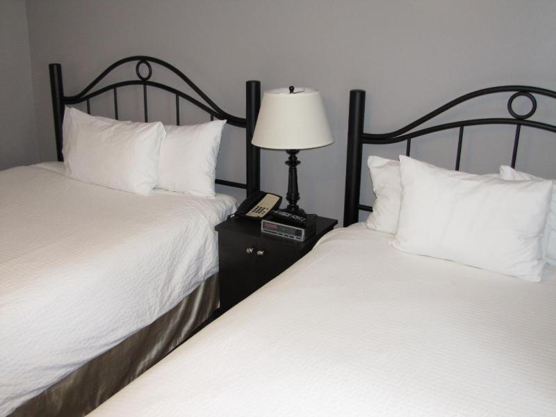 Barclay Hotel - image 7