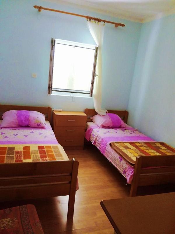 Apartment 1 image 4