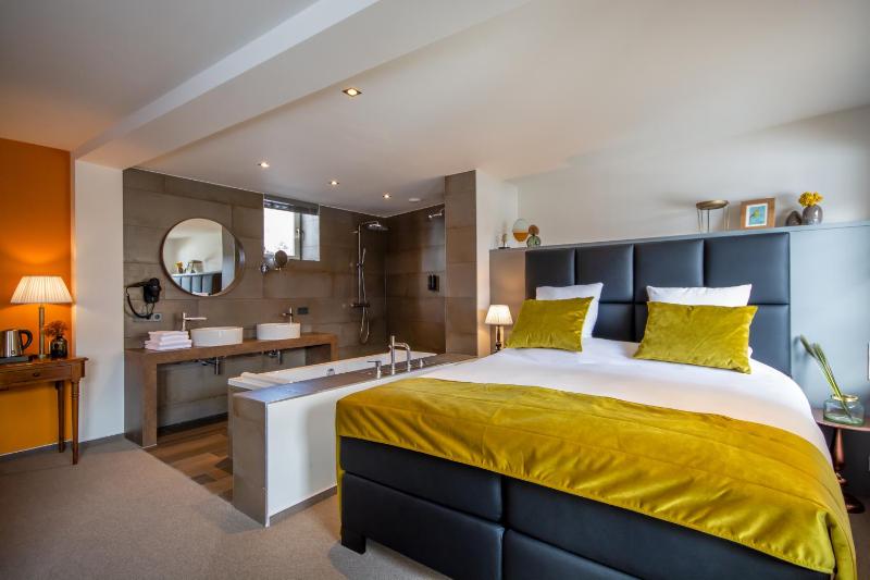 Junior Suite image 3
