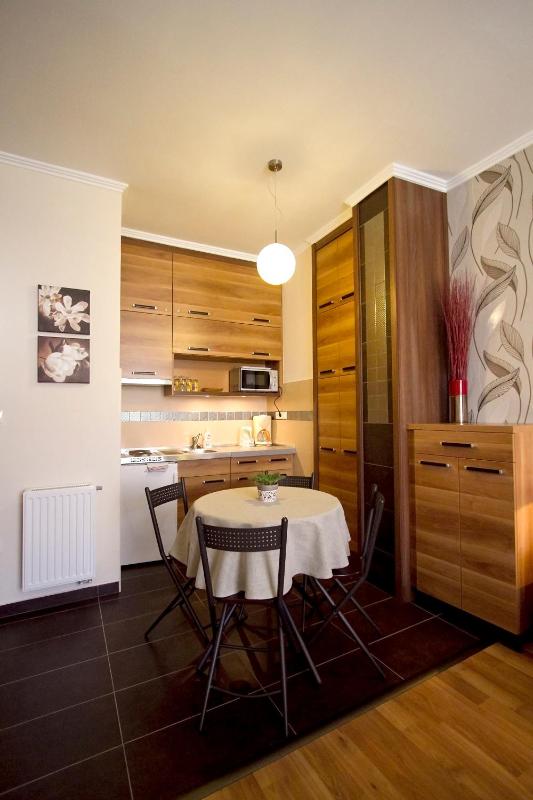 Apartment image 3