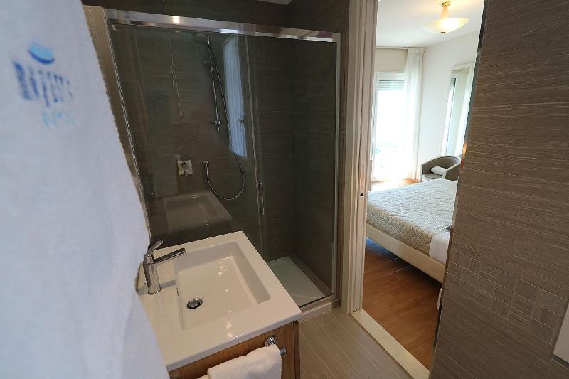 Majestic Beach Hotel & Wellness - image 6