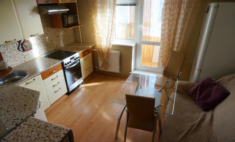 One-Bedroom Apartment image 3