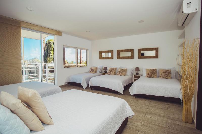 Summer House Inn San Andres - image 36