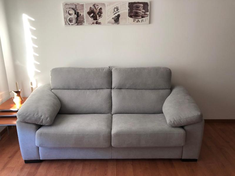 One-Bedroom Apartment image 2