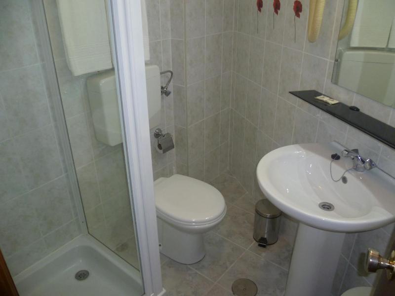 Double Room (1 Double Bed) image 2