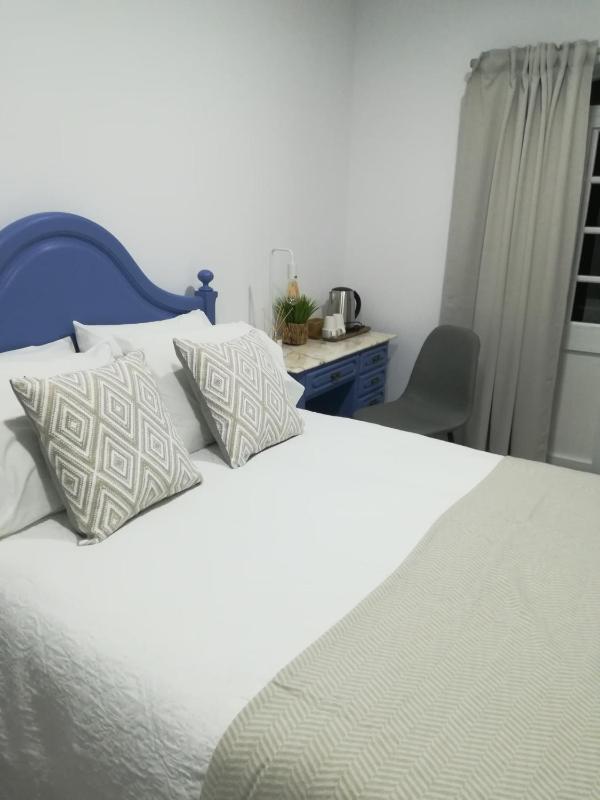 Standard Double or Twin Room image 4