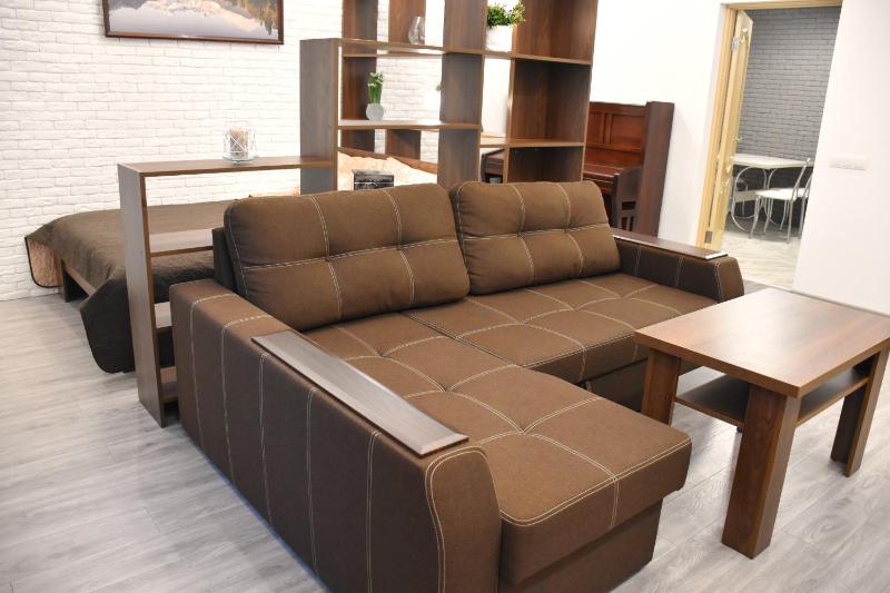 New spacious central apartment - image 11
