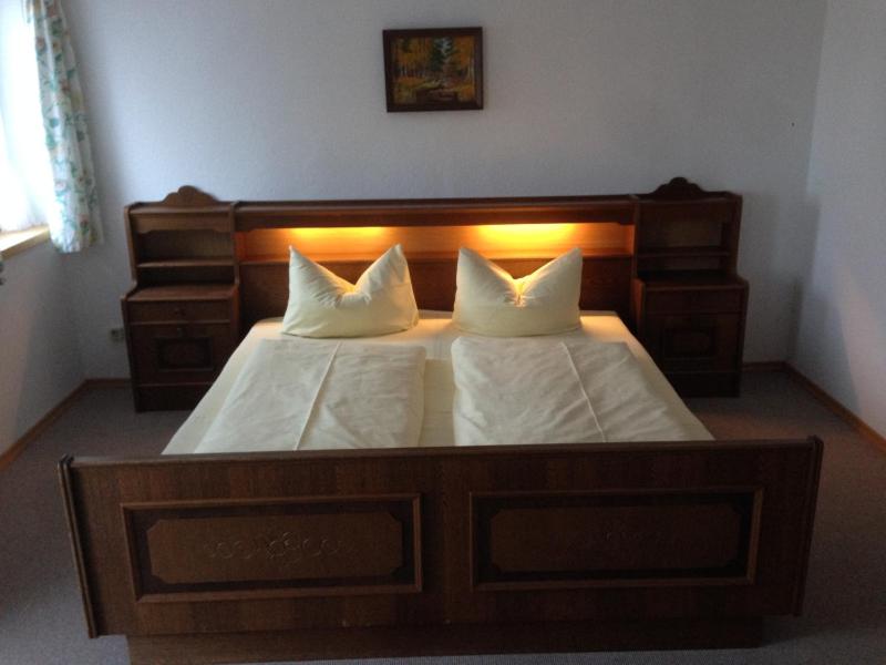 Double Room with Balcony image 3