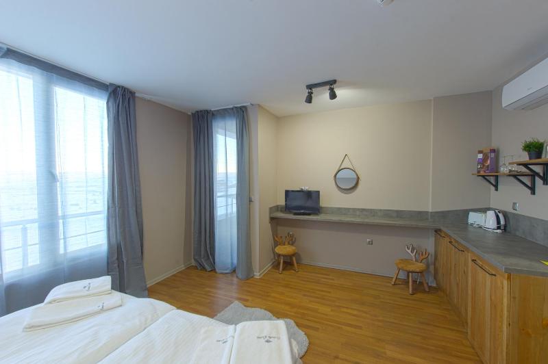 Deluxe Double Room in Annex Building with Free SPA Access image 4
