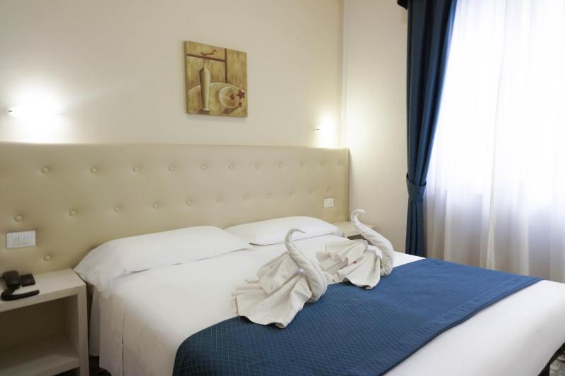 Hotel Caribe - image 39