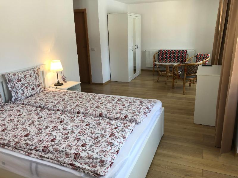 One-Bedroom House image 3