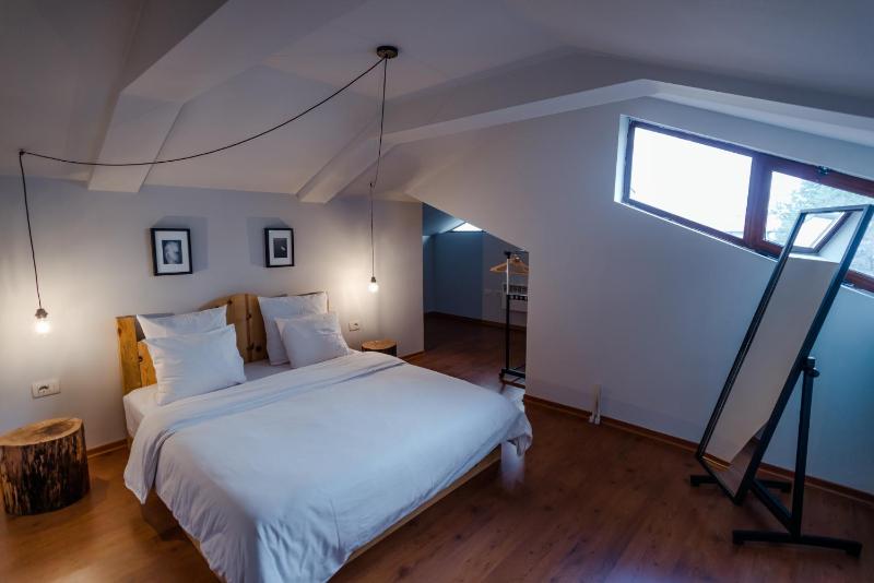 Superior Apartment image 3