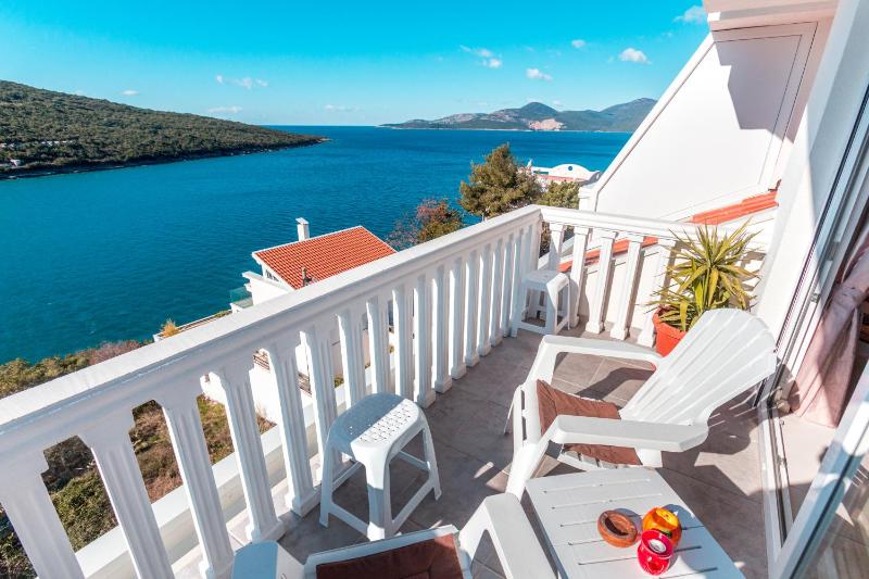 Deluxe Apartment image 3