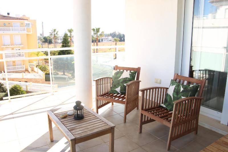 Three-Bedroom Apartment Portelles 27 image 3