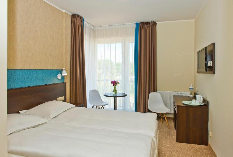 Double or Twin Room image 1