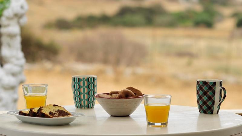 Superior Family Room image 2