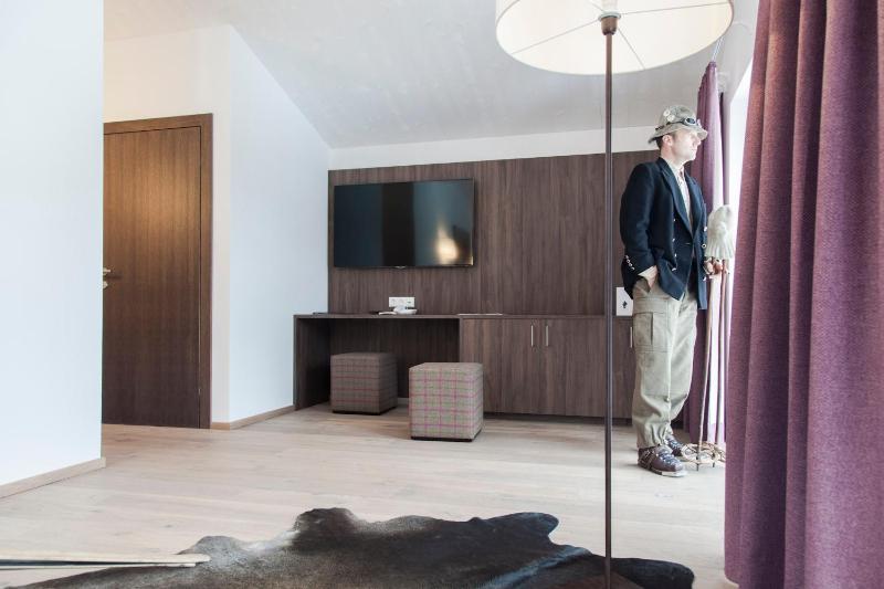 Suite image 3